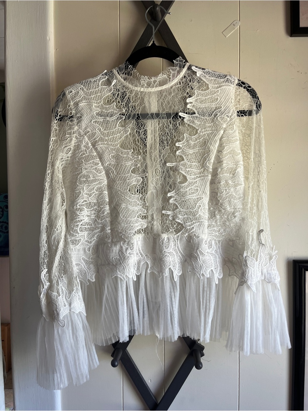 Women’s White Lace Blouse